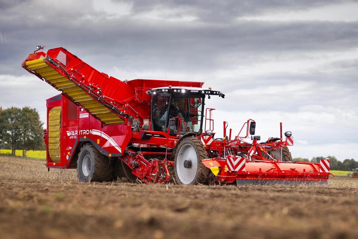 La nueva VARITRON 470 XL con tolva más grande.
